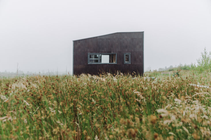 le lambris extérieur ondulé provenant de la ferme de margent est composé de compr 10