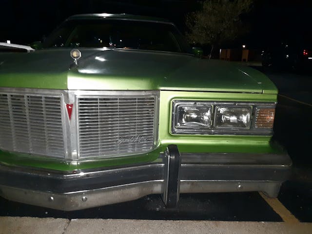 Phare de calandre Pontiac Grand Safari 1976