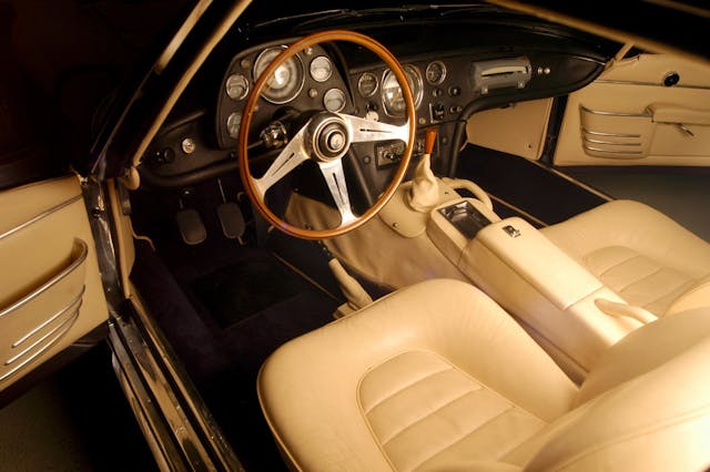 1962 Maserati 5000gt Frua Aga Khan intérieur
