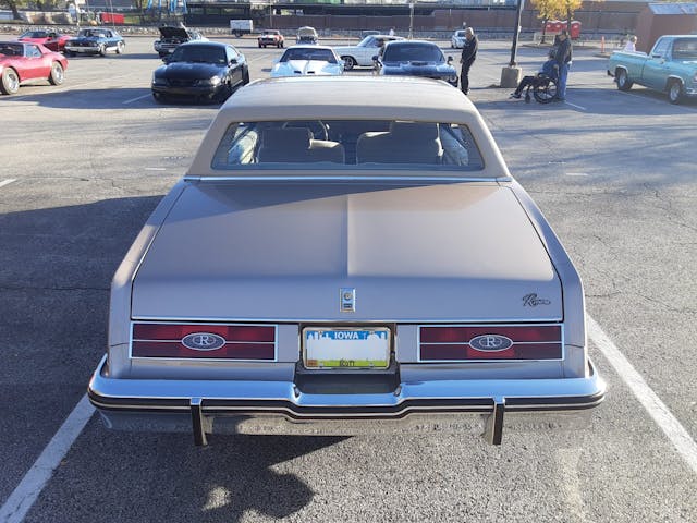 1985 Buick Riviera arrière