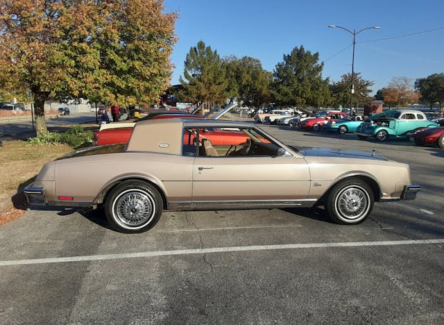 Side 1985 Buick Riviera