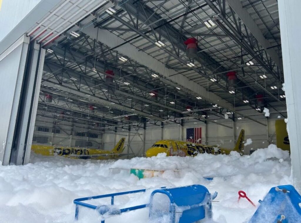 1751867362_Aeronautique-Wild-mess-rocks-dtw-le-4-juillet