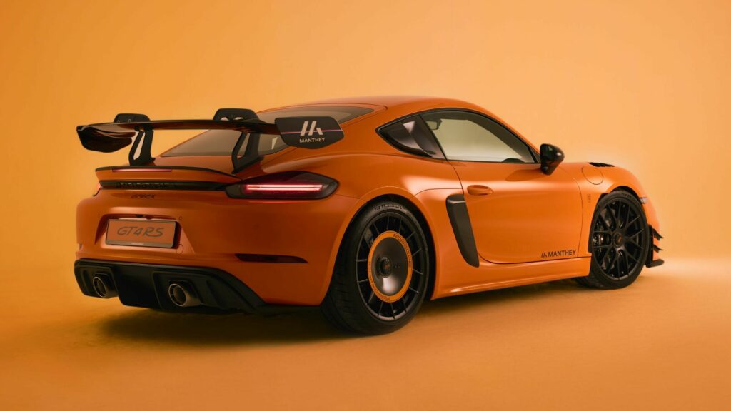  Porsche unique exclusive fusible Manthey Magic avec un drame orange