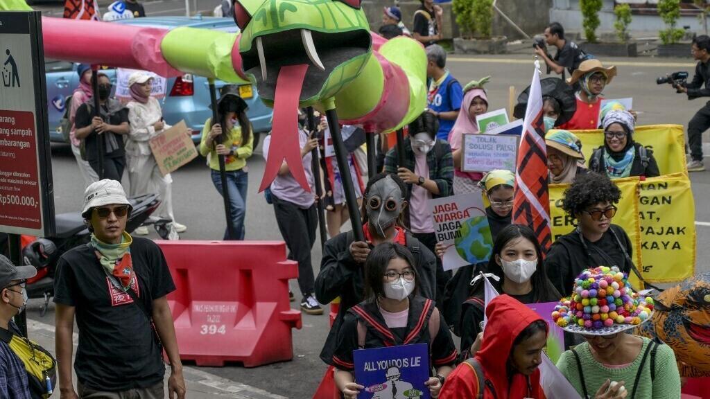 , Infos françaises: «Draw the Line», un APPEL LANCÉ CE WEEK-End à Travers le Monde pour se mobiliser en faveur du clim