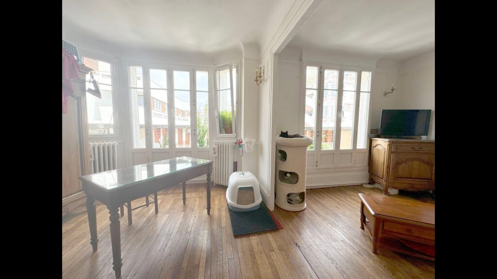 Appartement 3 pièces en dernier étage à Asnières sur Seine Agence immobilière CREFIMO