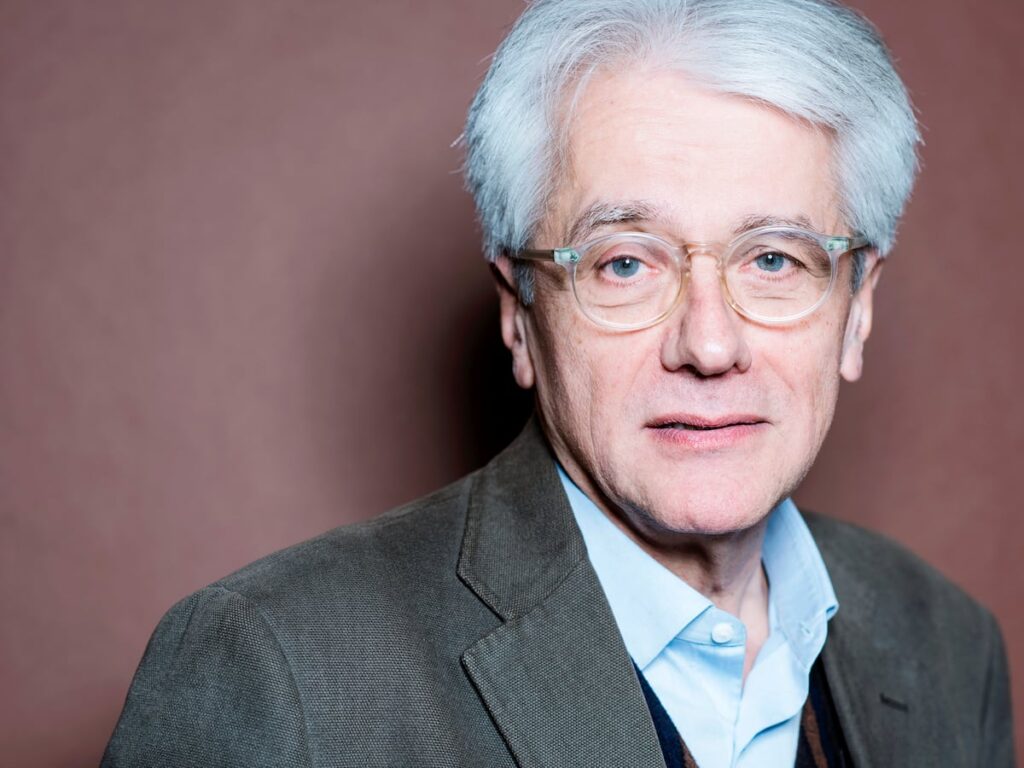 , Actualités France: Pour éviter l’effacement, les partis modérer doivent d’unir. Analyse de Pascal Perrineau #France