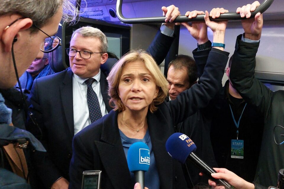 La présidente de la Région Île-de-France et d'Île-de-France Mobilités, Valérie Pécresse estime que l'arrivée progressibe du RER NG sur le RER D va placer la ligne