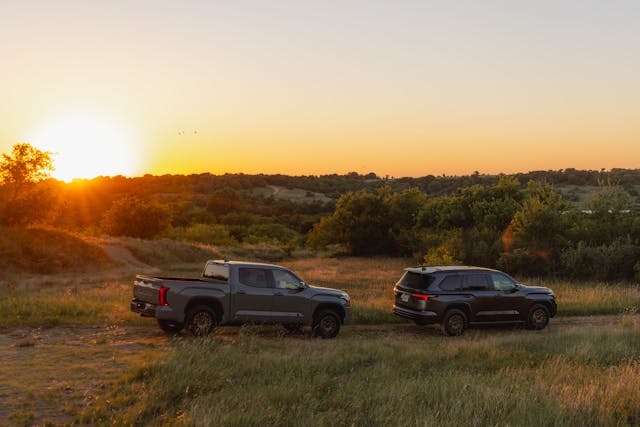 Profil latéral des Toyota Sequoia Trailhunter et Tundra Trailhunter 2027