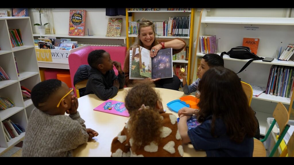 À Clichy, les clubs Coup de Pouce donnent le goût de lire aux enfants